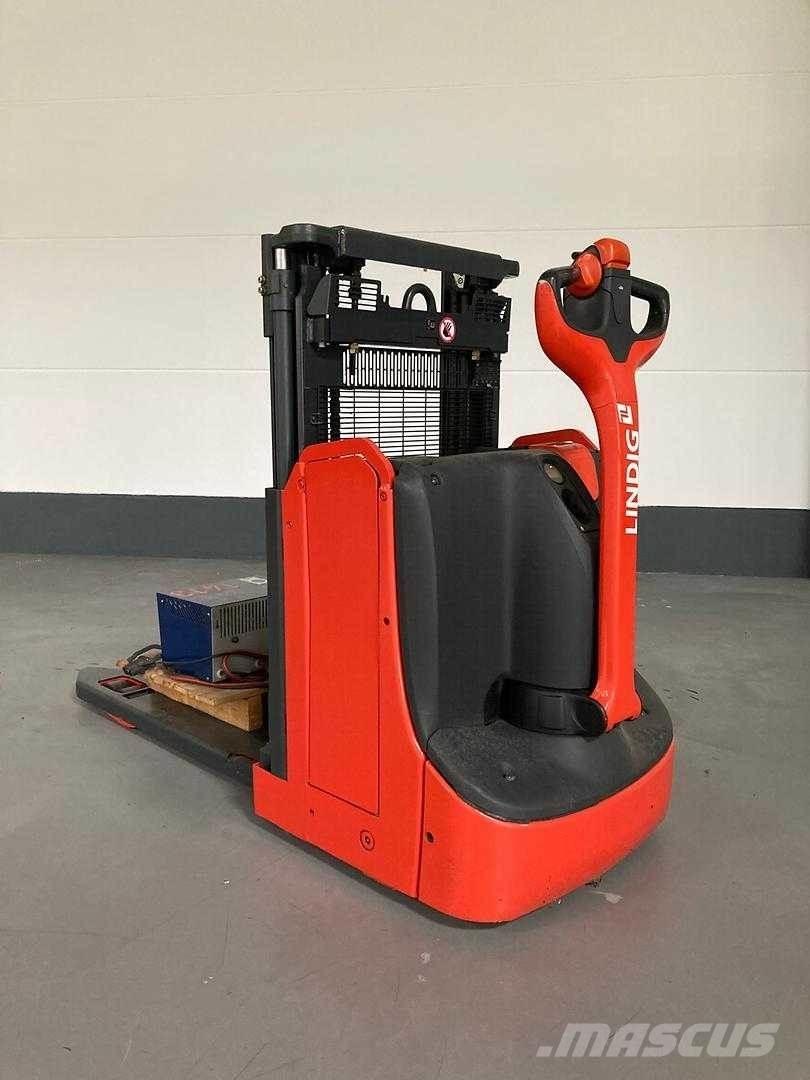 Linde D08 Visokopodizni komisioni viličar