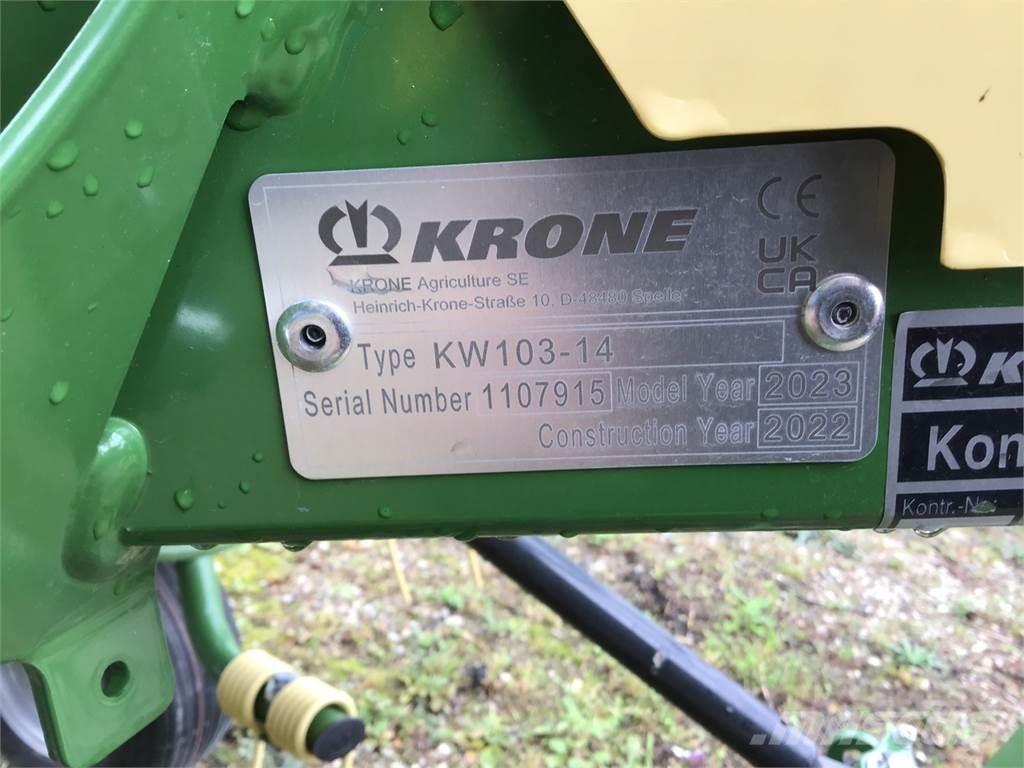 Krone Vendro 820 Okretači i sakupljači sijena