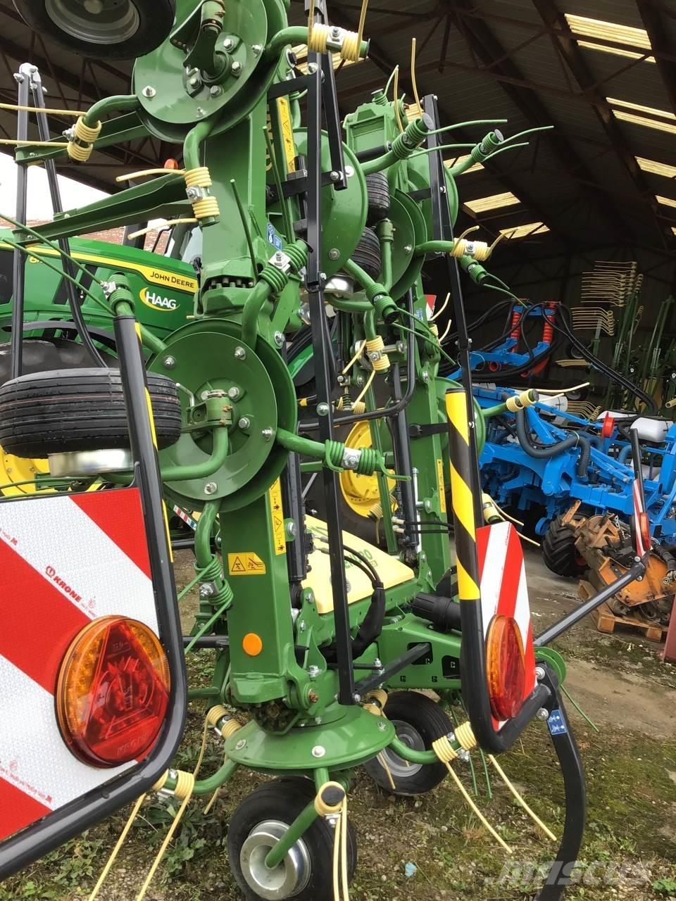Krone Vendro 820 Okretači i sakupljači sijena
