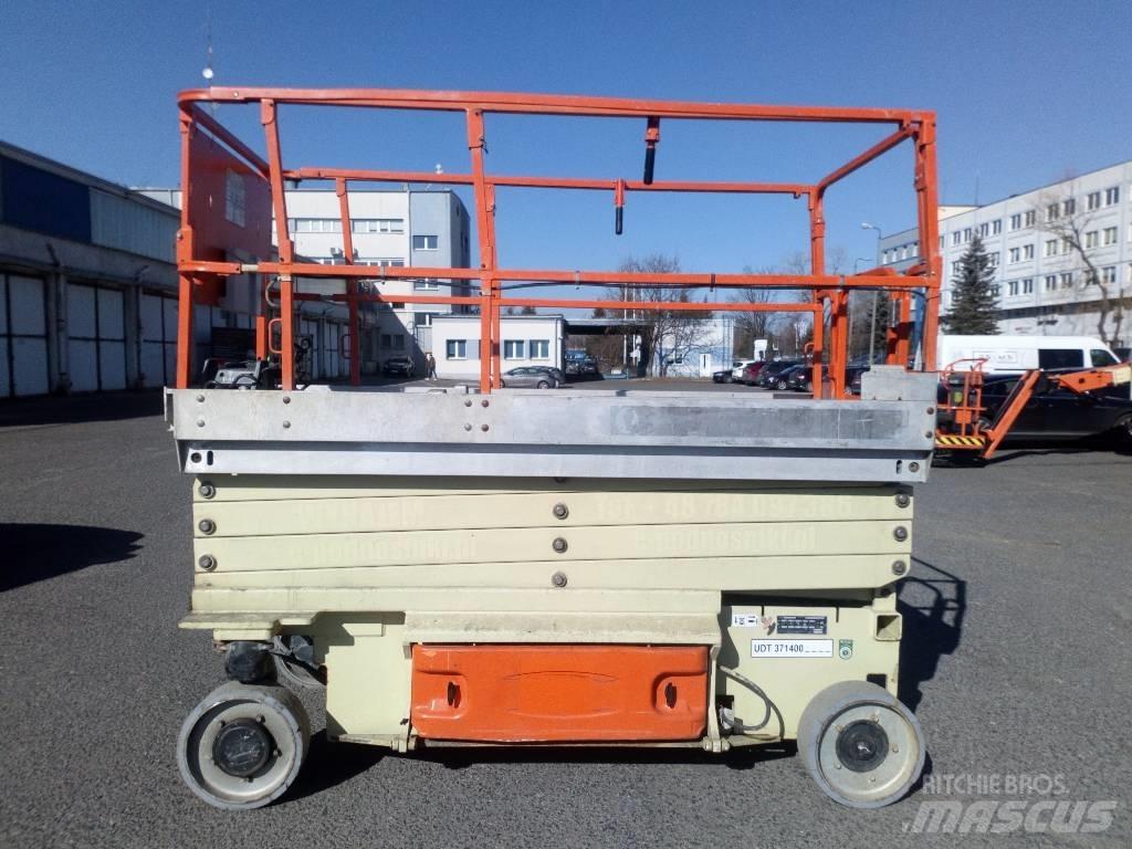 JLG 3246 ES Škaraste platforme