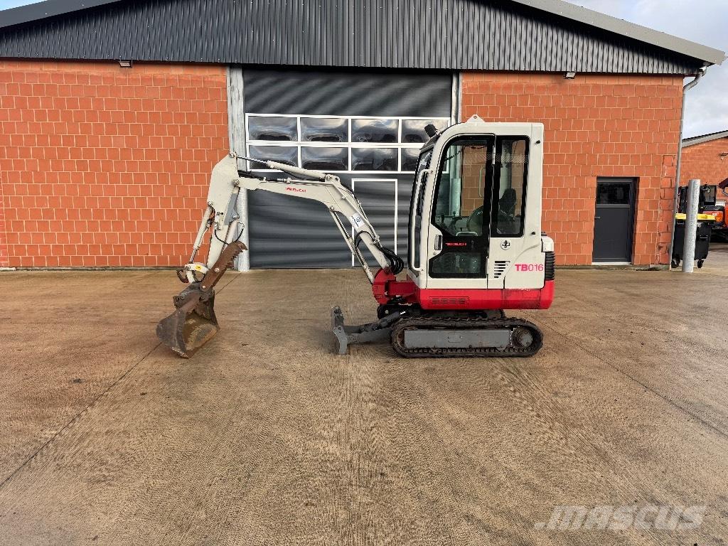 Takeuchi TB 016 Mini bageri <7t