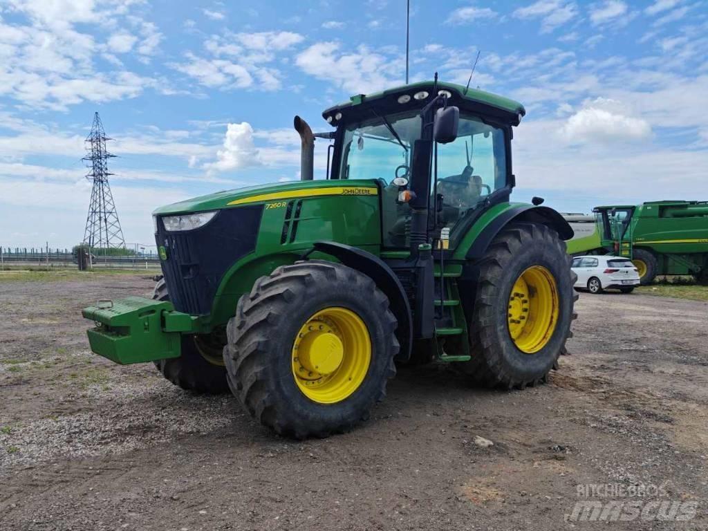 John Deere 7260 R Traktori