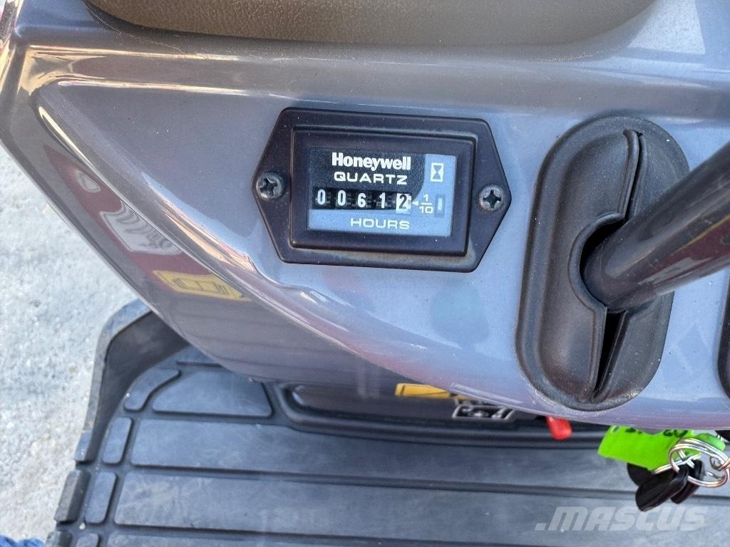 Yanmar SV08 (1D920) Mini bageri <7t