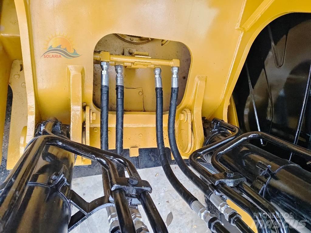 CAT 330 D 2L Bageri gusjeničari