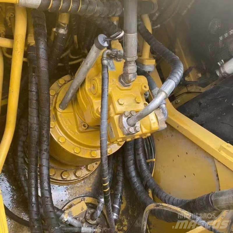 CAT 329 D Bageri gusjeničari
