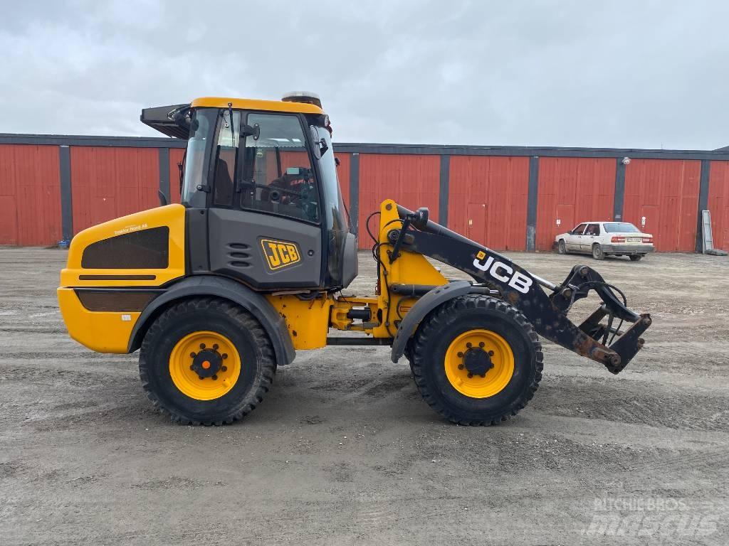 JCB 409 Poljoprivredni teleskopski utovarivači