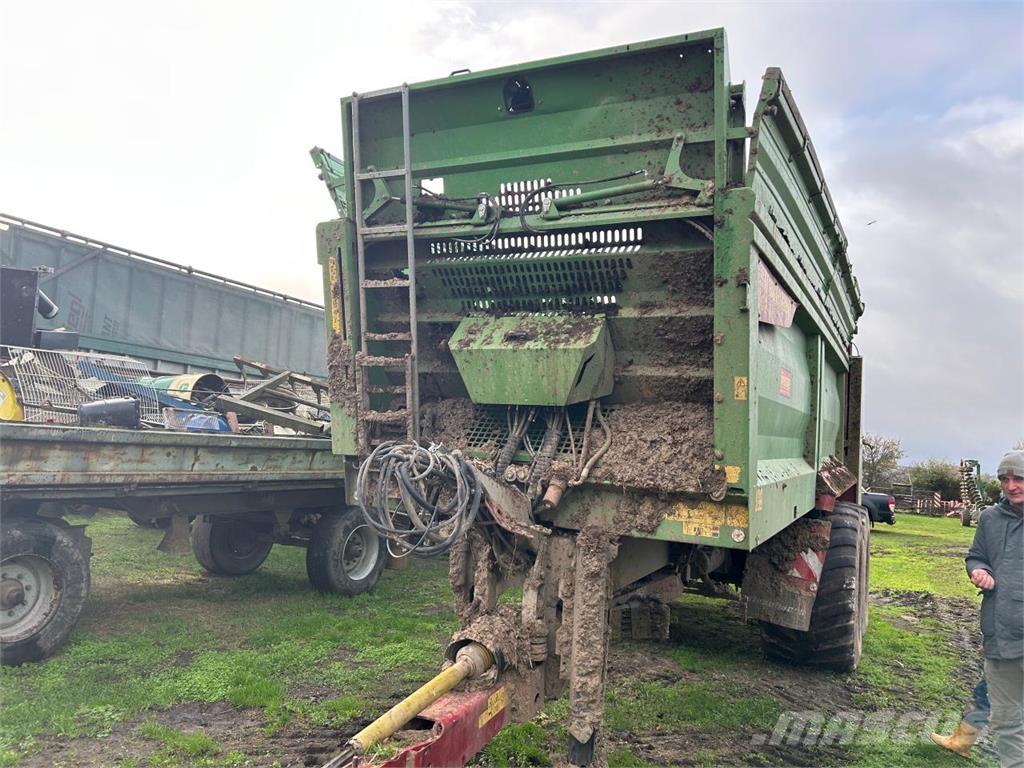 Strautmann PS 2401 Rasipači gnojiva