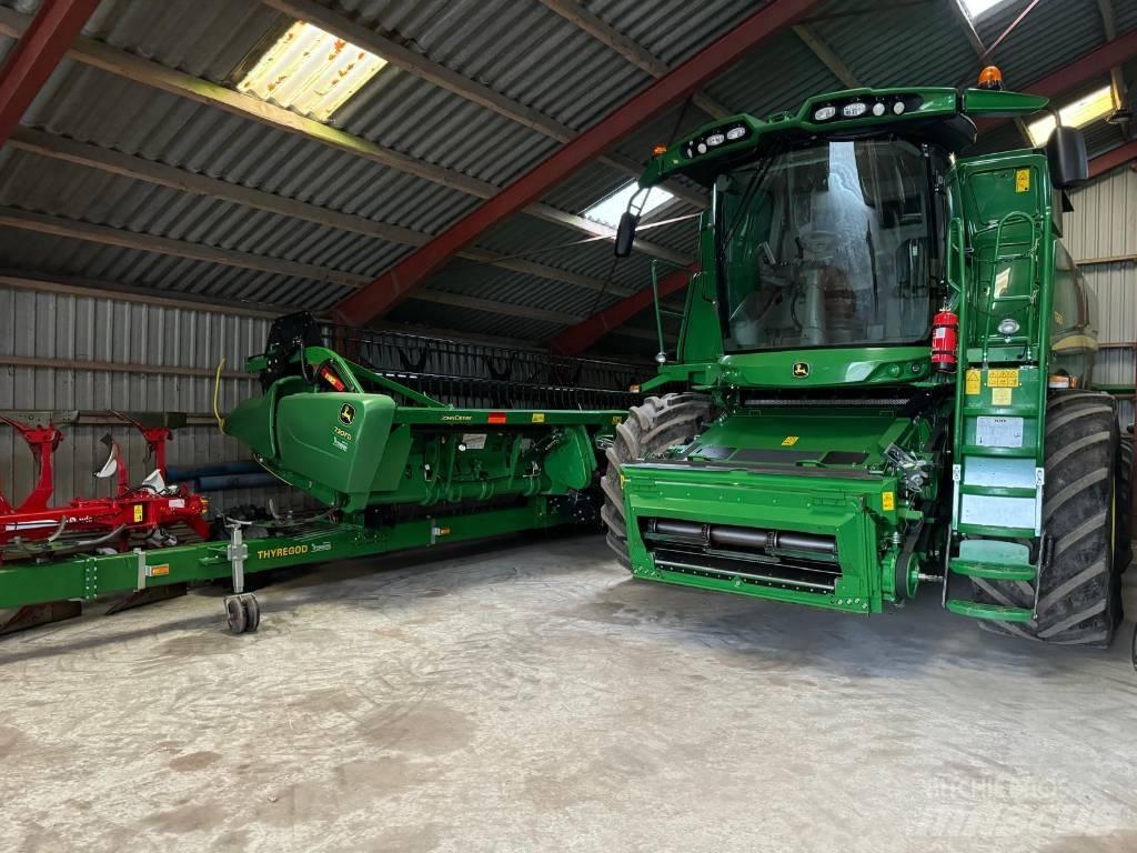 John Deere T 660i Kombajni