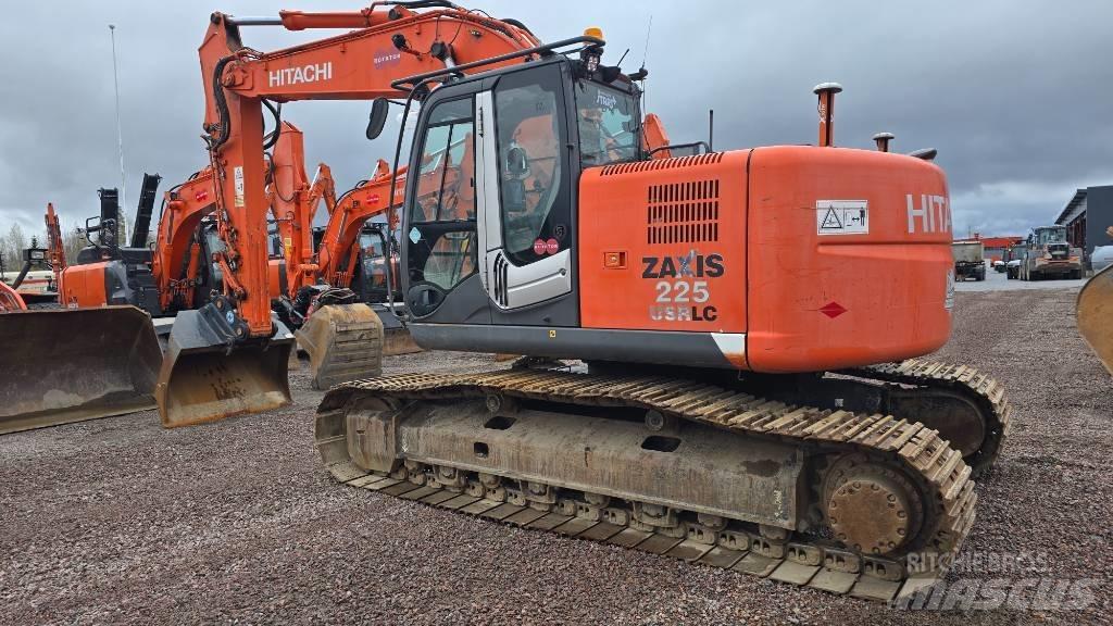 Hitachi ZX225USRLC-3 Bageri gusjeničari