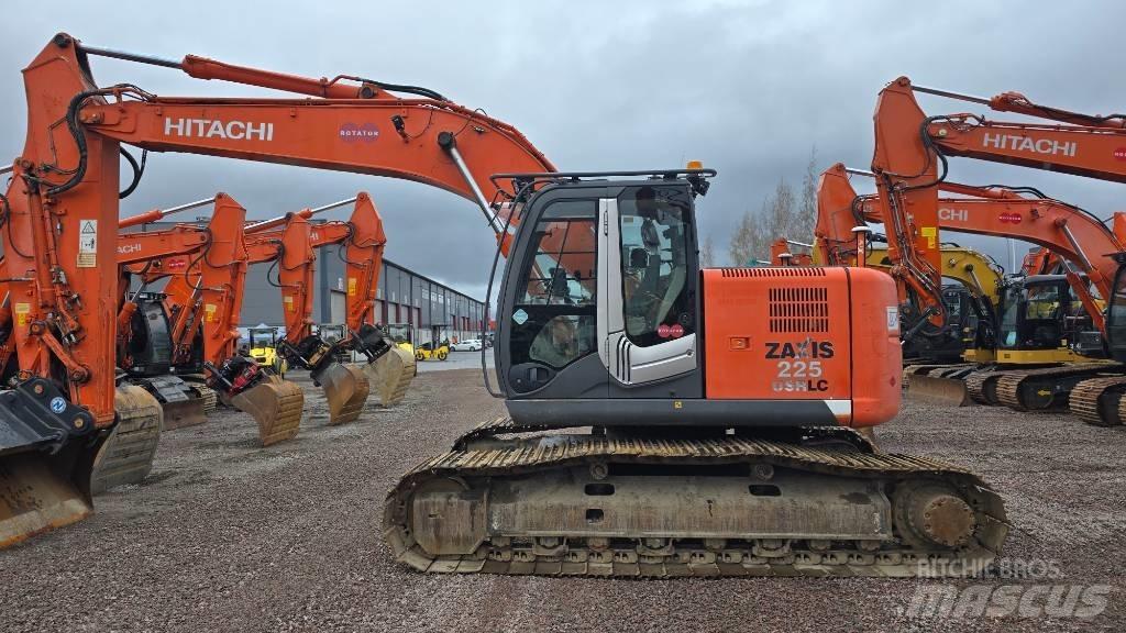 Hitachi ZX225USRLC-3 Bageri gusjeničari
