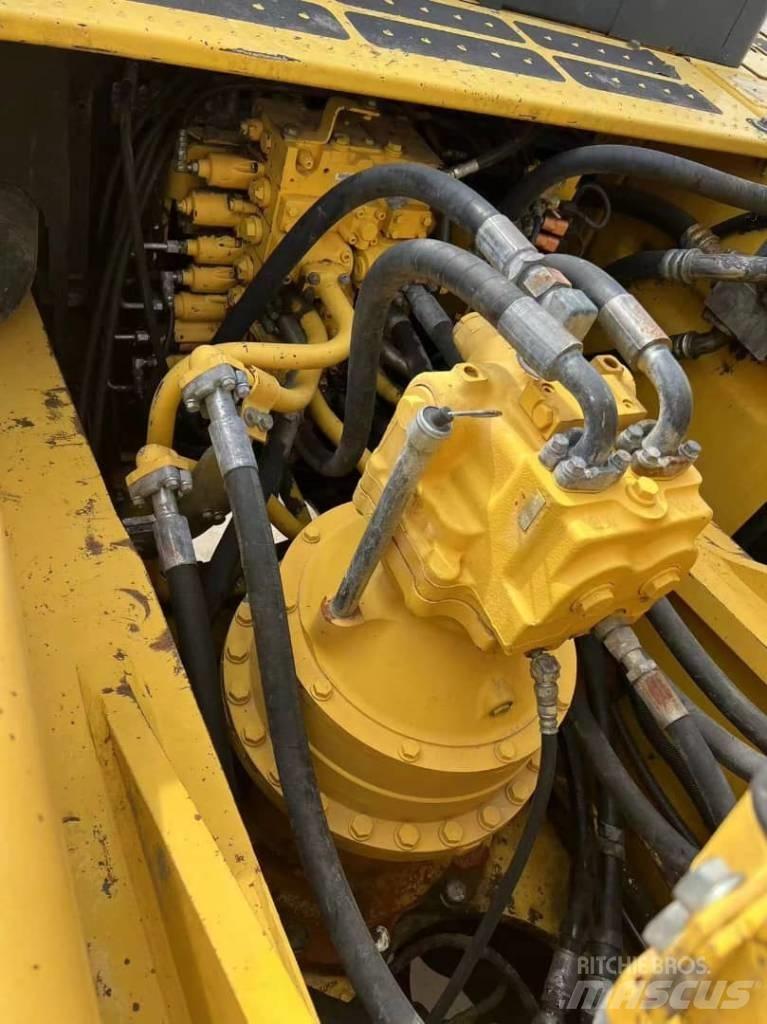 Komatsu PC430-8 Bageri gusjeničari