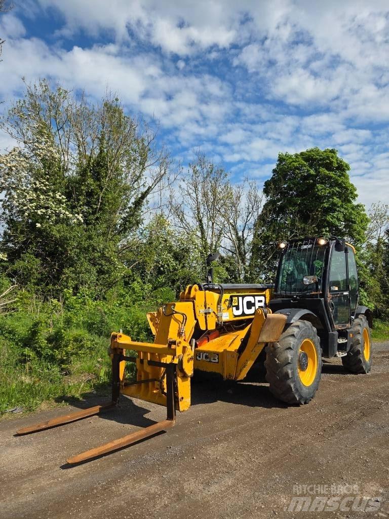 JCB 540-140 Teleskopski viličari