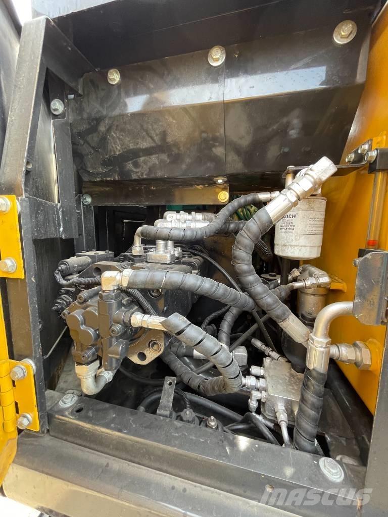 Volvo EC 140 Bageri gusjeničari