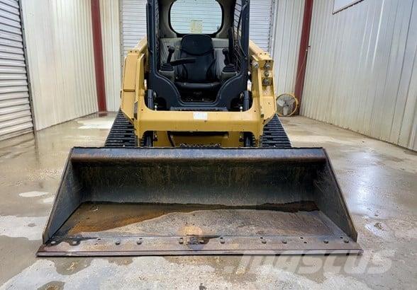 CAT 239D Skid steer mini utovarivači