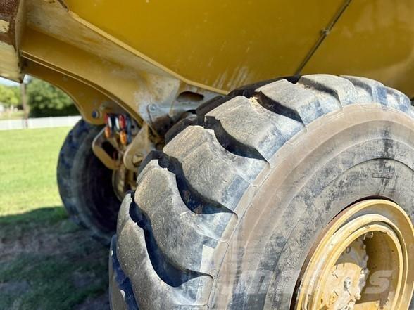 CAT 745 Zglobni demperi