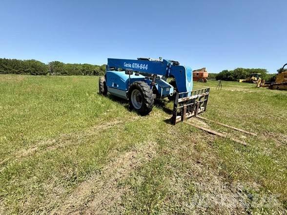 Genie GTH844 Teleskopski viličari