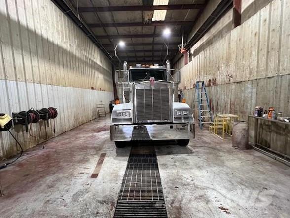 Kenworth W900 Traktorske jedinice