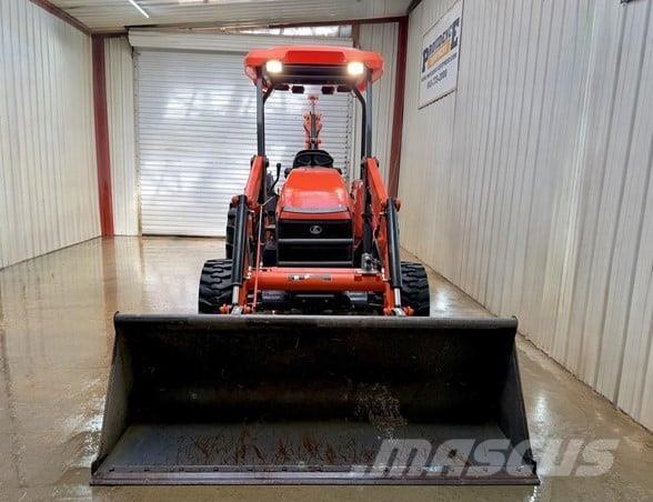 Kubota M62 Utovarni rovokopači