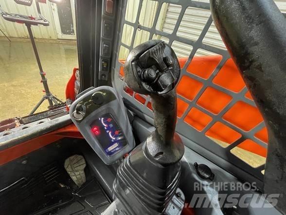 Kubota SSV65 Skid steer mini utovarivači
