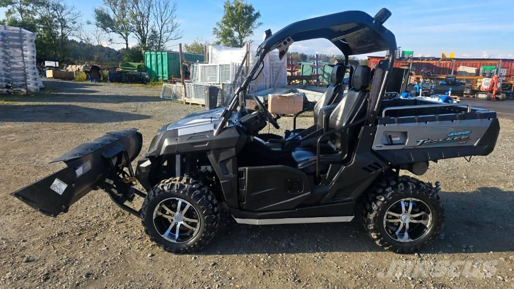  UTV 850 CF moto Utovarivači na kotačima