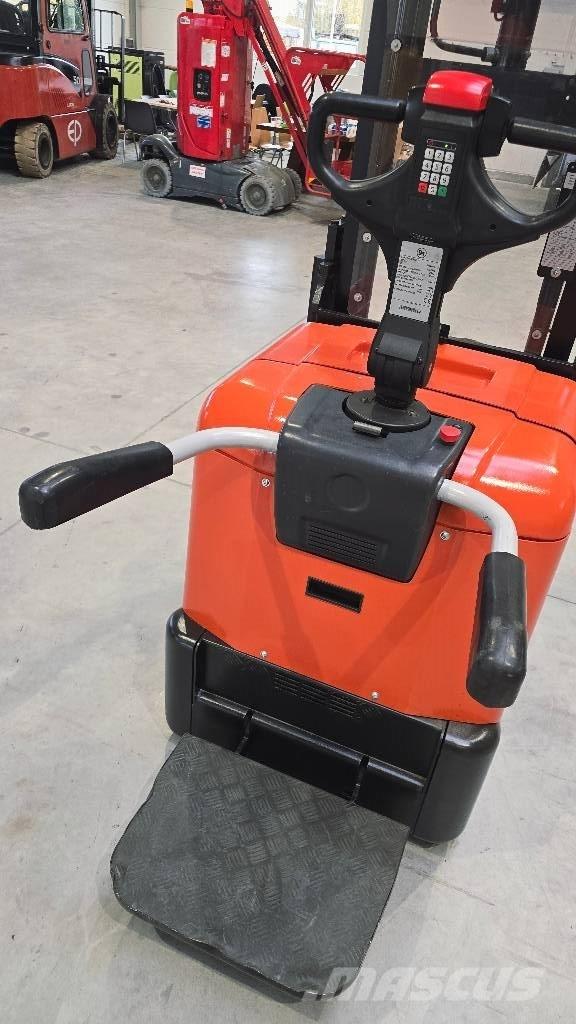 BT SPE 200 D Ručni električni viličar