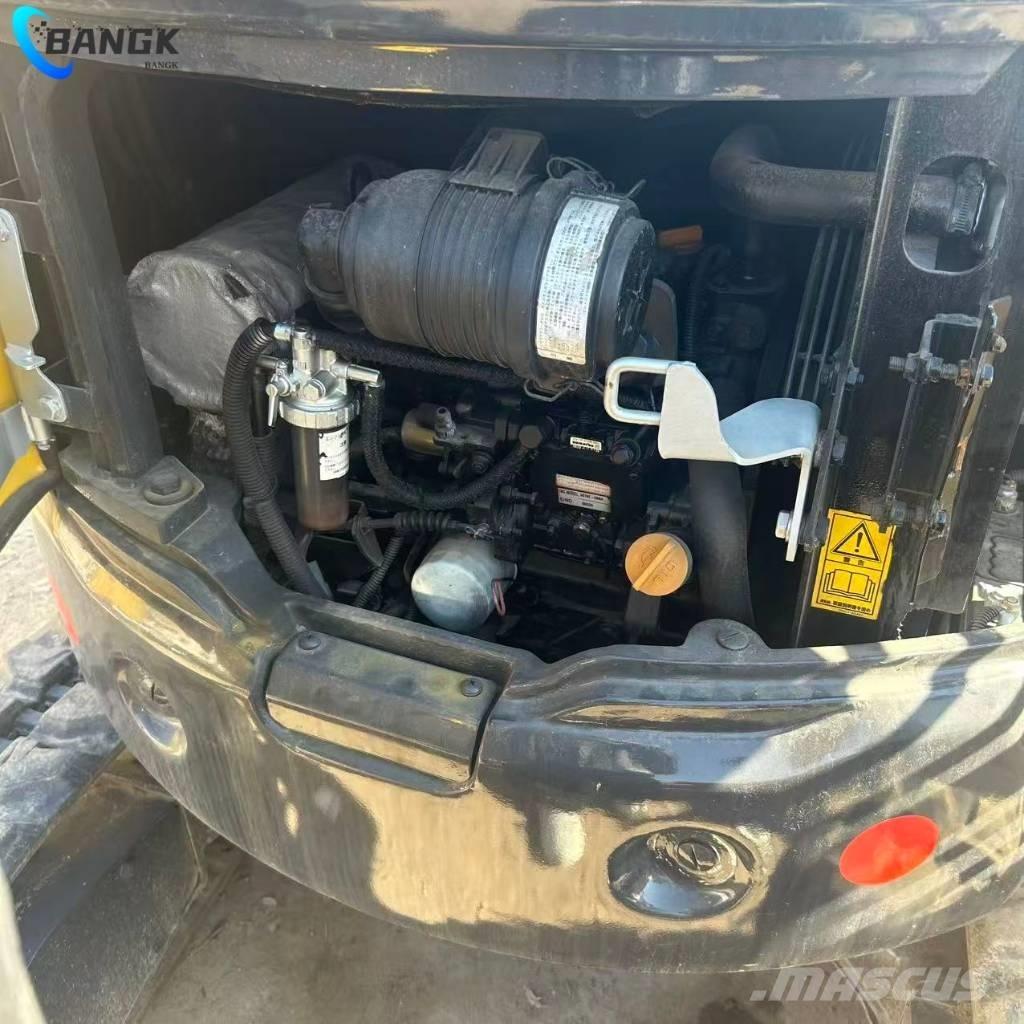 Komatsu PC20MR-3 Mini bageri <7t