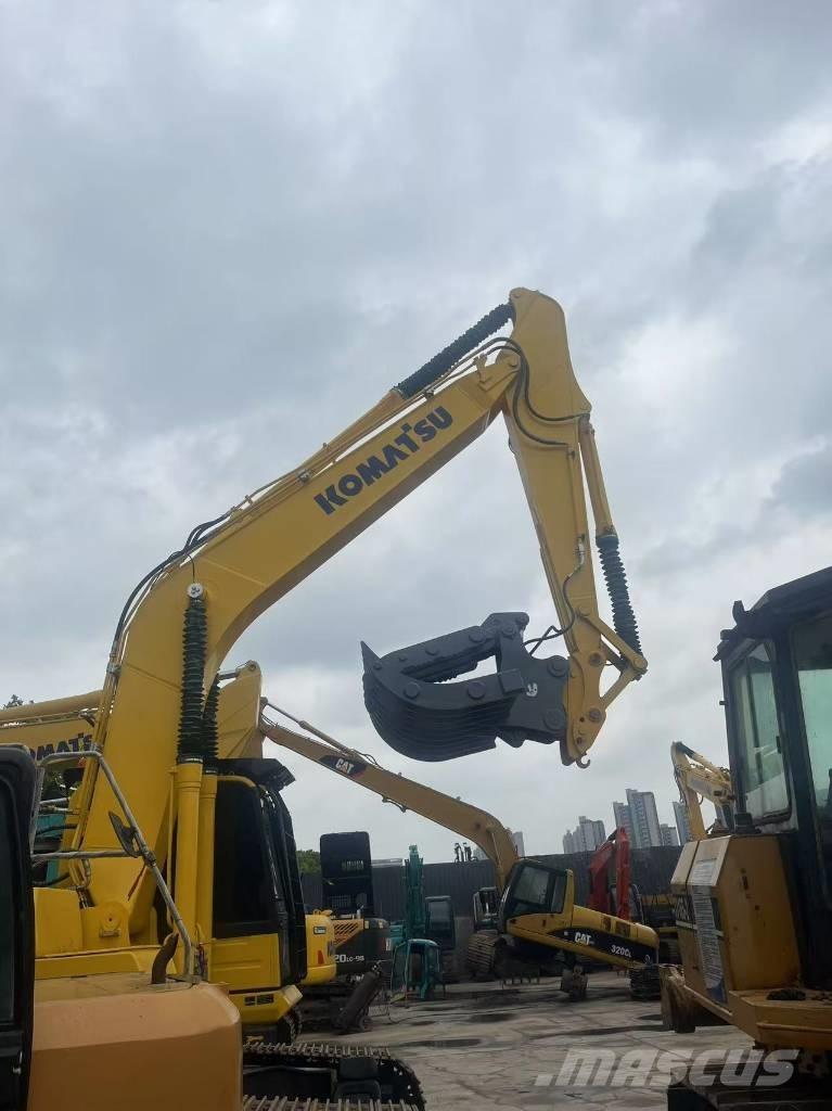 Komatsu PC 240 Bageri gusjeničari