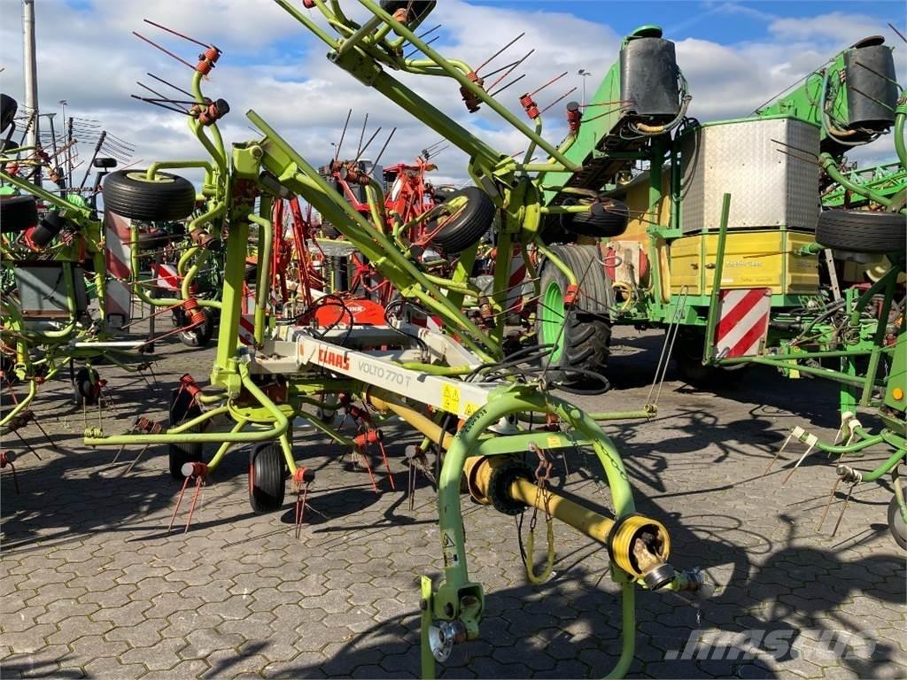 CLAAS Volto 770 T Okretači i sakupljači sijena