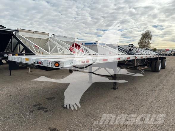 Utility 4000AE Poluprikolice sa otvorenim sandukom