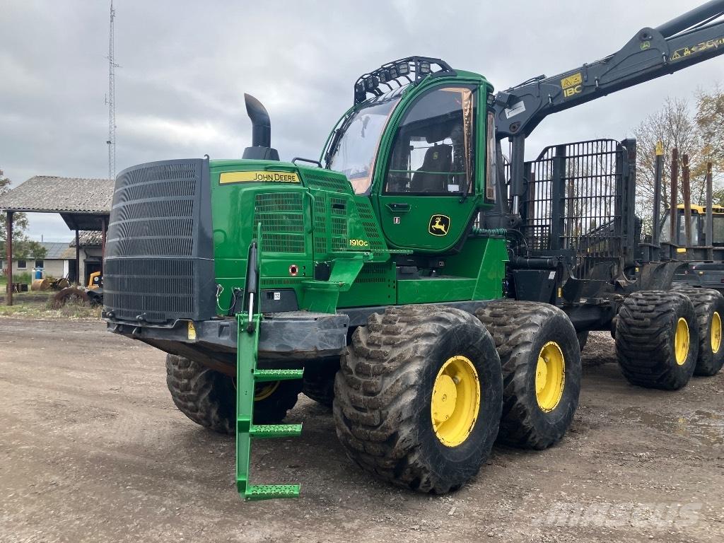 John Deere 1910G Forvarderi