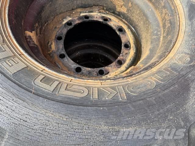 Nokian 600/50/22.5 Gume, kotači i naplatci