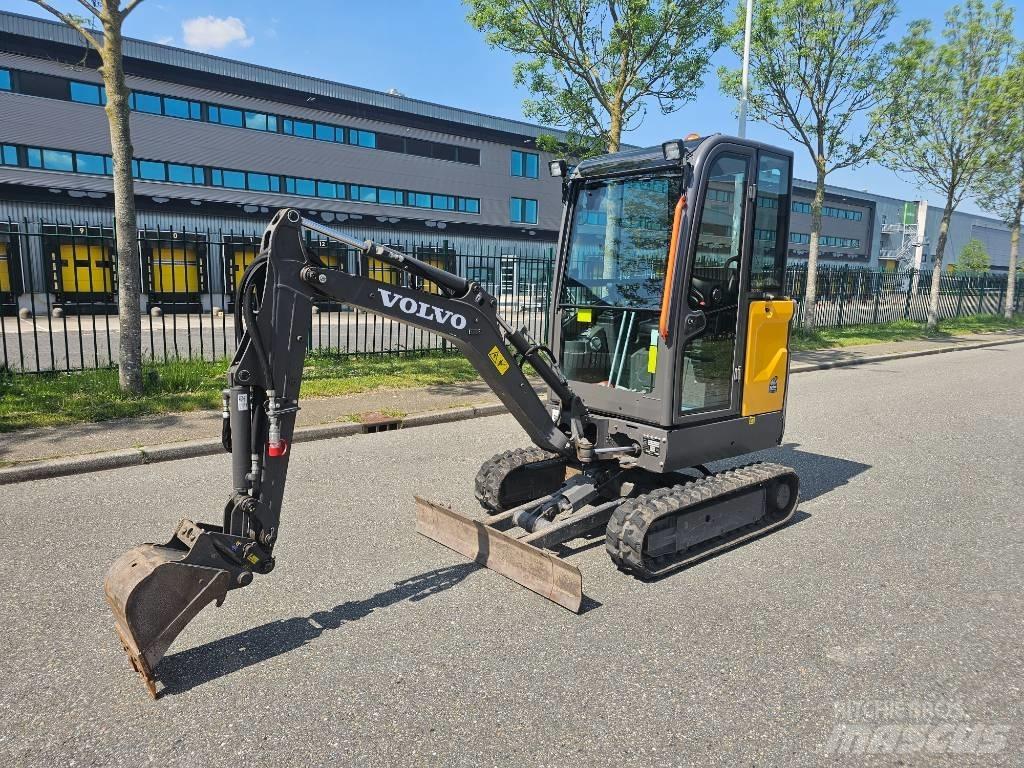 Volvo EC 18 E Mini bageri <7t