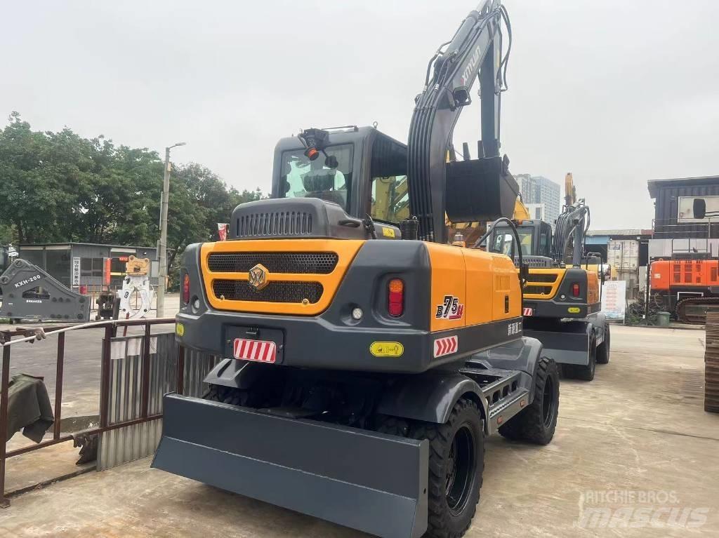 Xinyuan  B75G4 Bageri gusjeničari