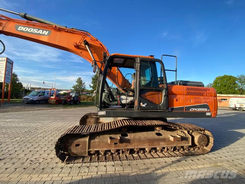 Doosan DX 255 LC-5 Bageri gusjeničari