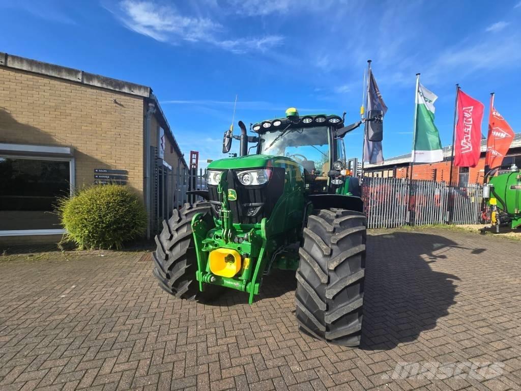 John Deere 6155 R Traktori