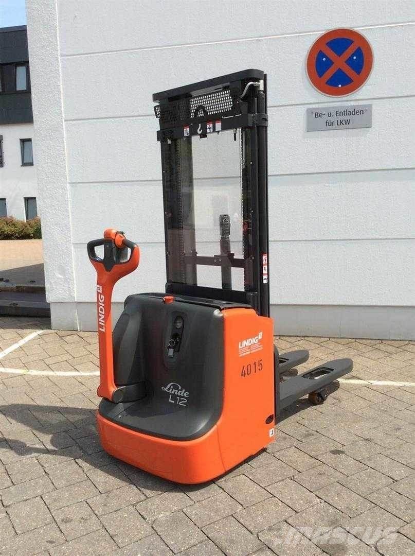 Linde L12I Ručni električni viličar
