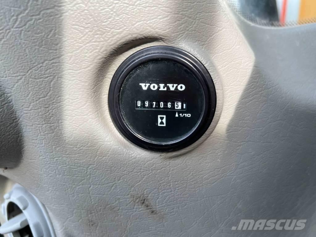 Volvo EWR150E Bageri na kotačima