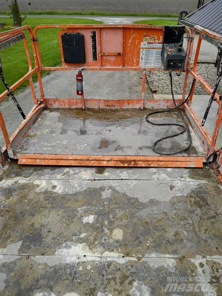 JLG 4394 RT Škaraste platforme