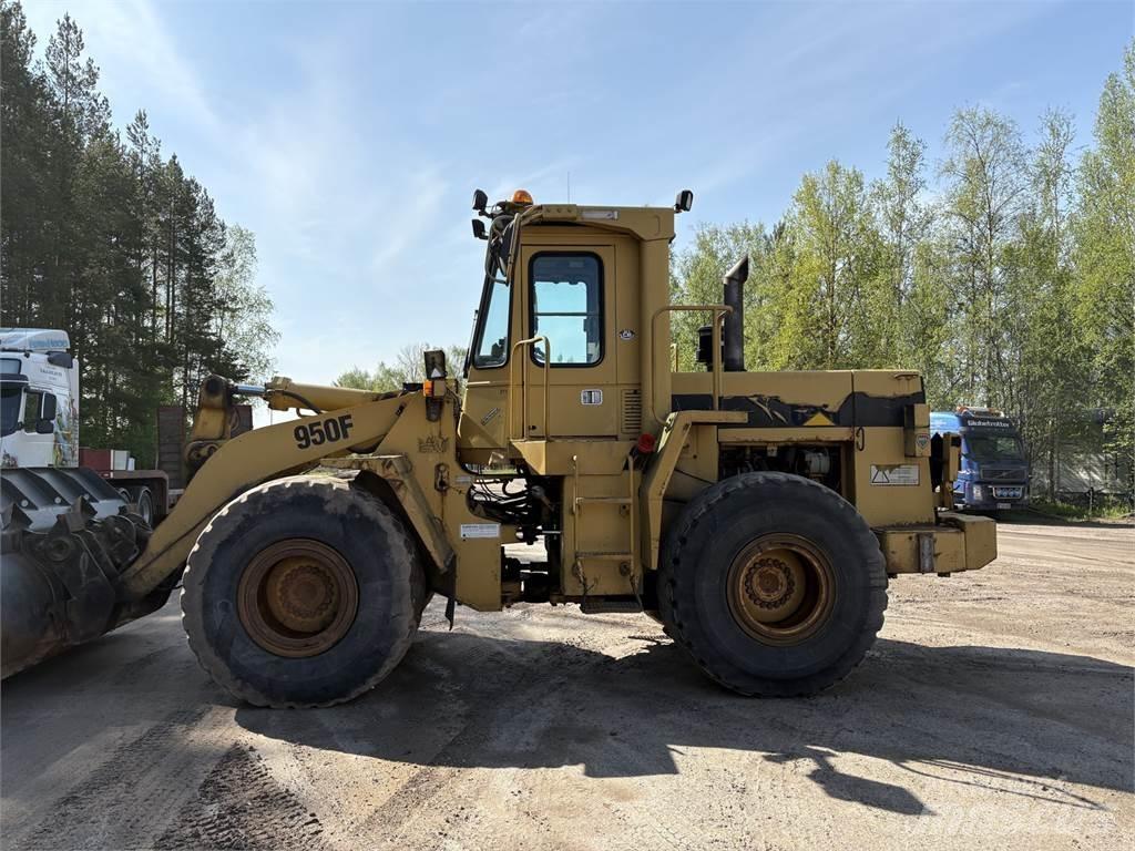 CAT 950F Utovarivači na kotačima
