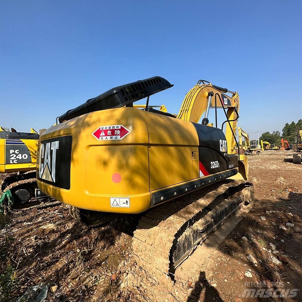 CAT 326D Bageri gusjeničari