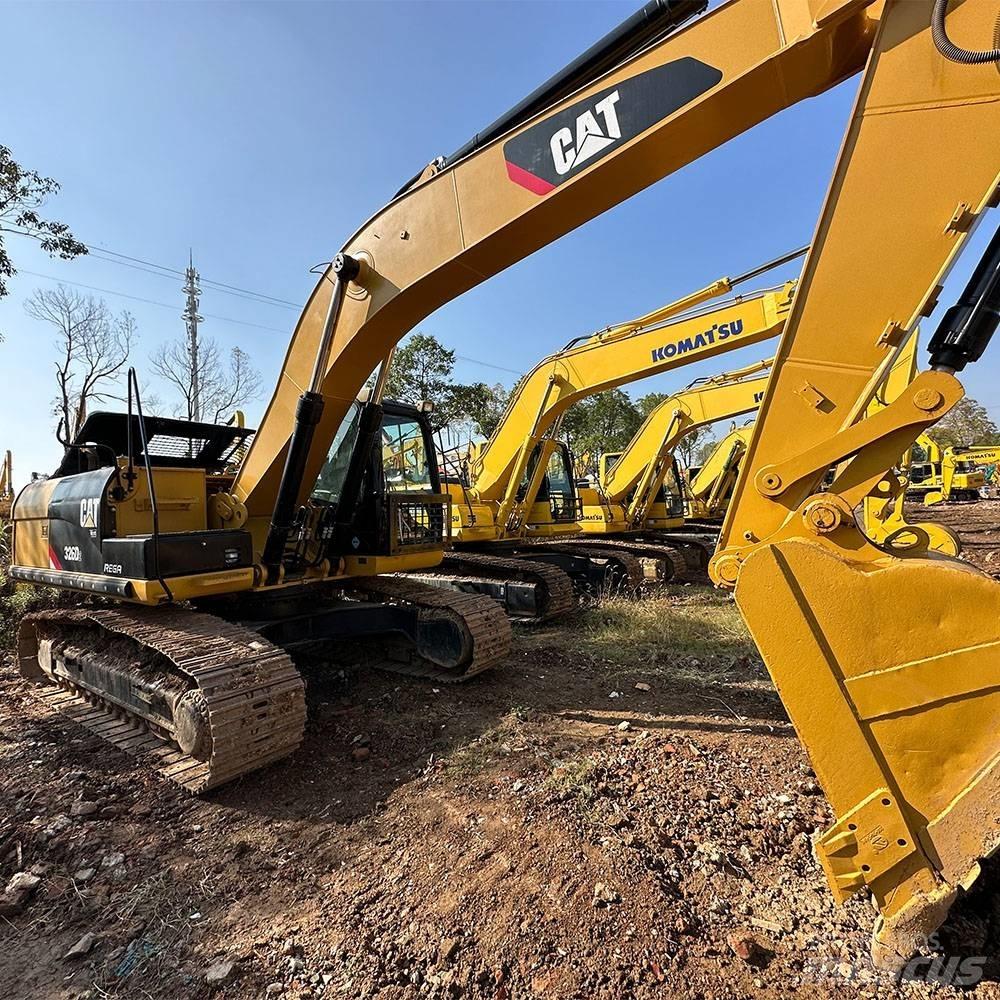 CAT 326D Bageri gusjeničari