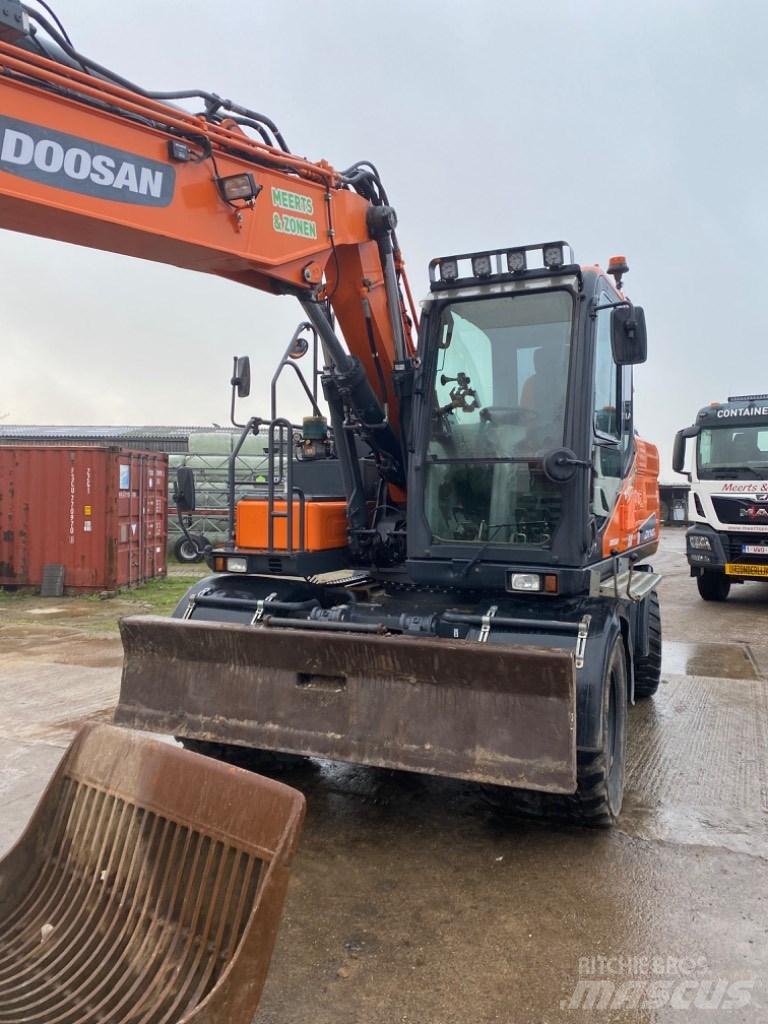 Doosan DX 140 W -5 Rabljene dizalice za težak teren
