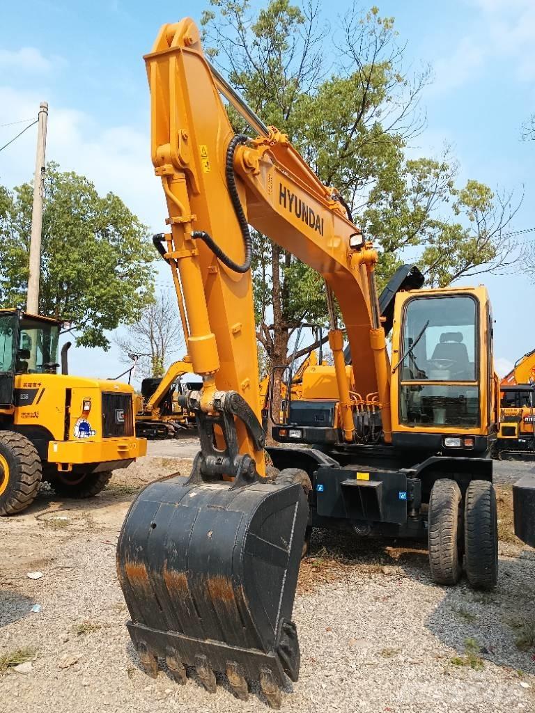 Hyundai R150W Bageri na kotačima