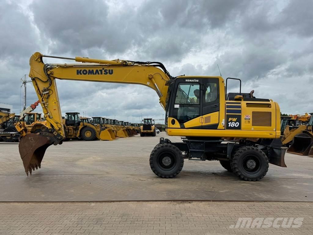 Komatsu PW180-11 Bageri na kotačima