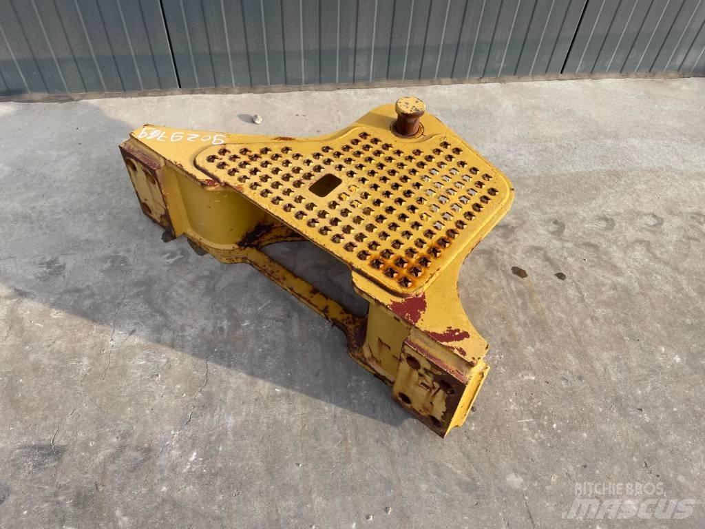 CAT D6K Zugtraverse Ostale komponente