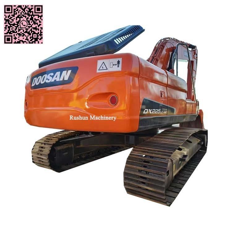 Doosan DX 225 LC Bageri gusjeničari