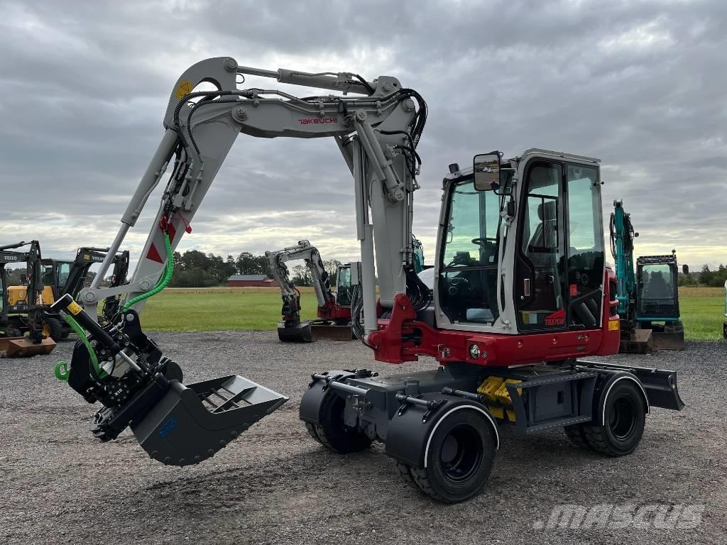 Takeuchi TB 370 W Bageri na kotačima