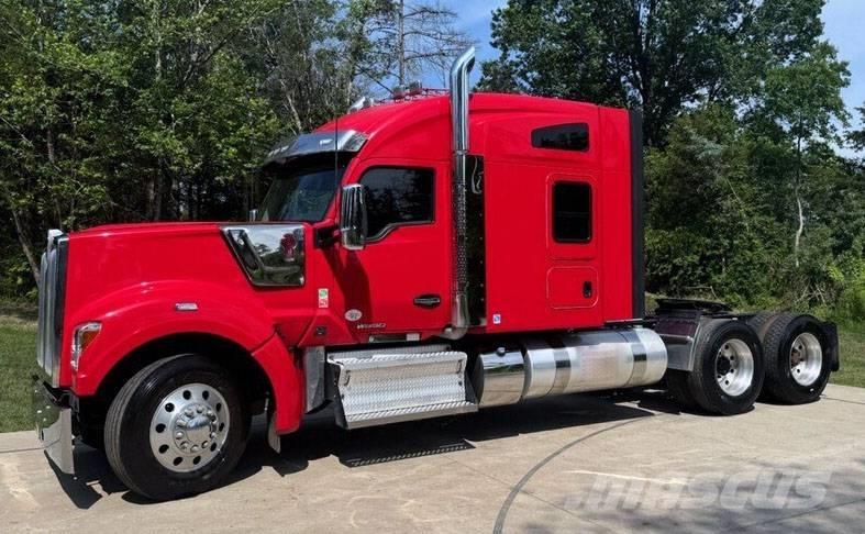 Kenworth W 990 Traktorske jedinice