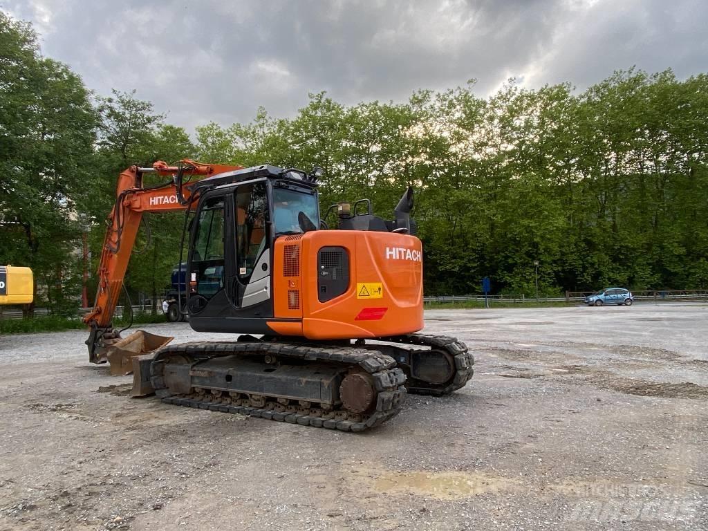 Hitachi ZX 135 US-6 Bageri gusjeničari