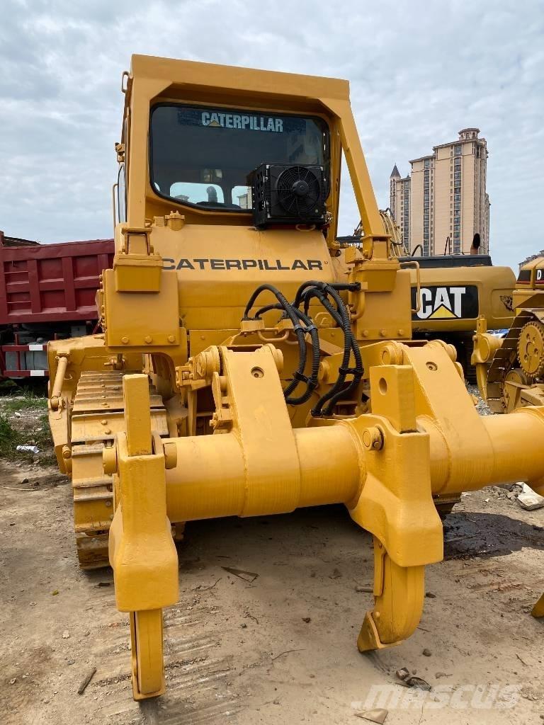 CAT D 8 K Buldožeri gusjeničari